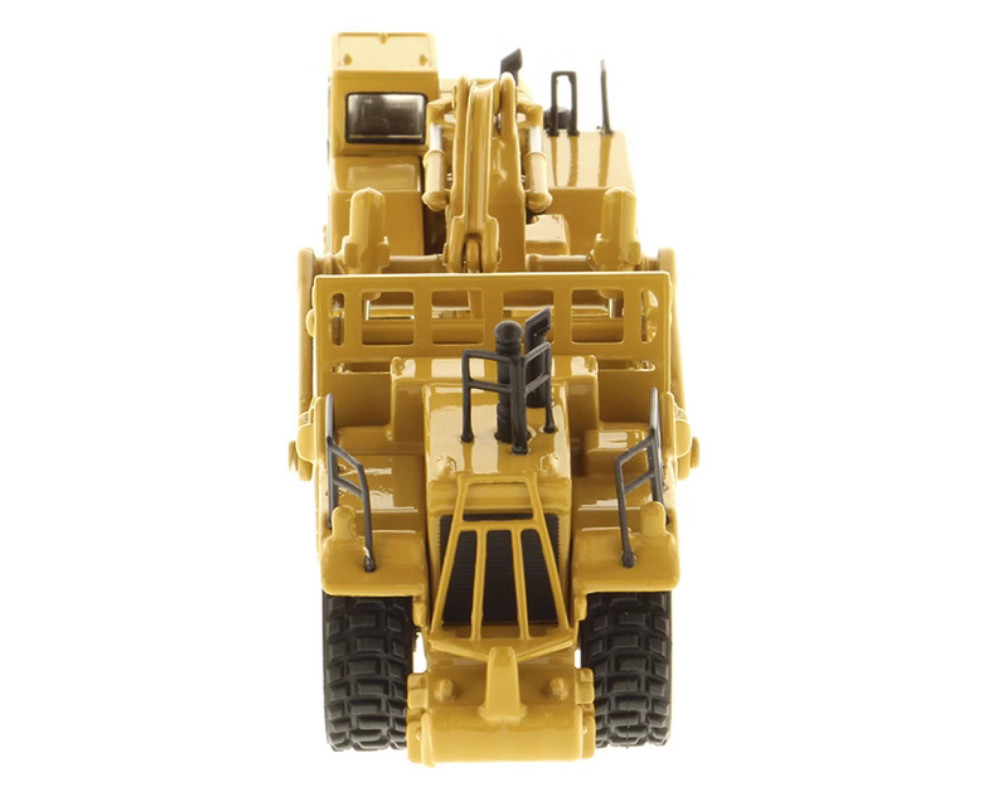 1:125 DM 657G Wheel Tractor Scraper Construction Equipment Machine Diecast Model