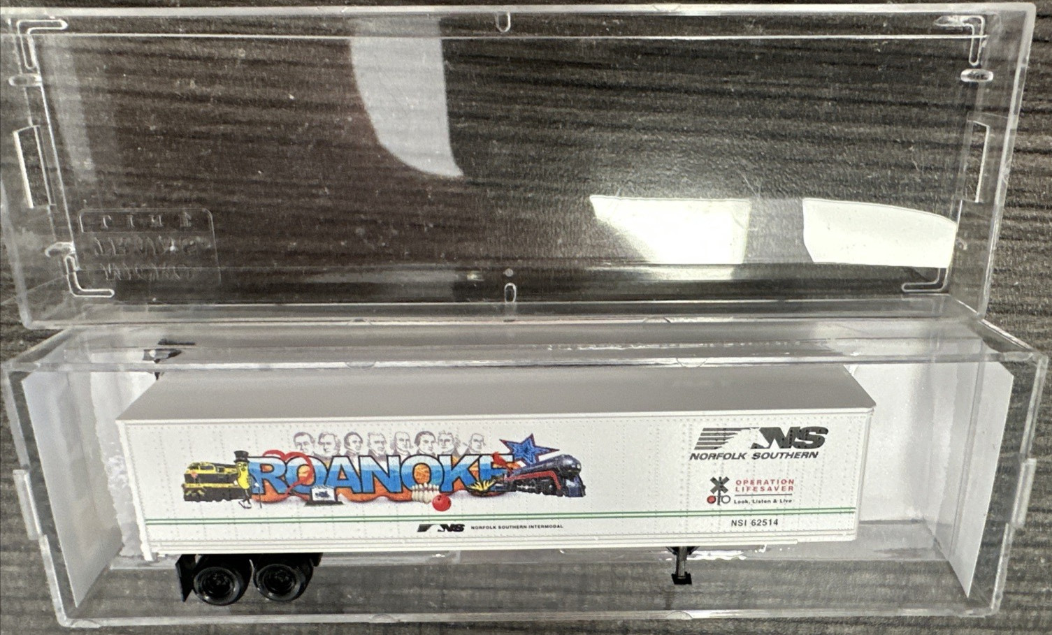 Micro-Trains N Scale 2014 Roanoke Cityscape Trailer – Norfolk Southern NIB!