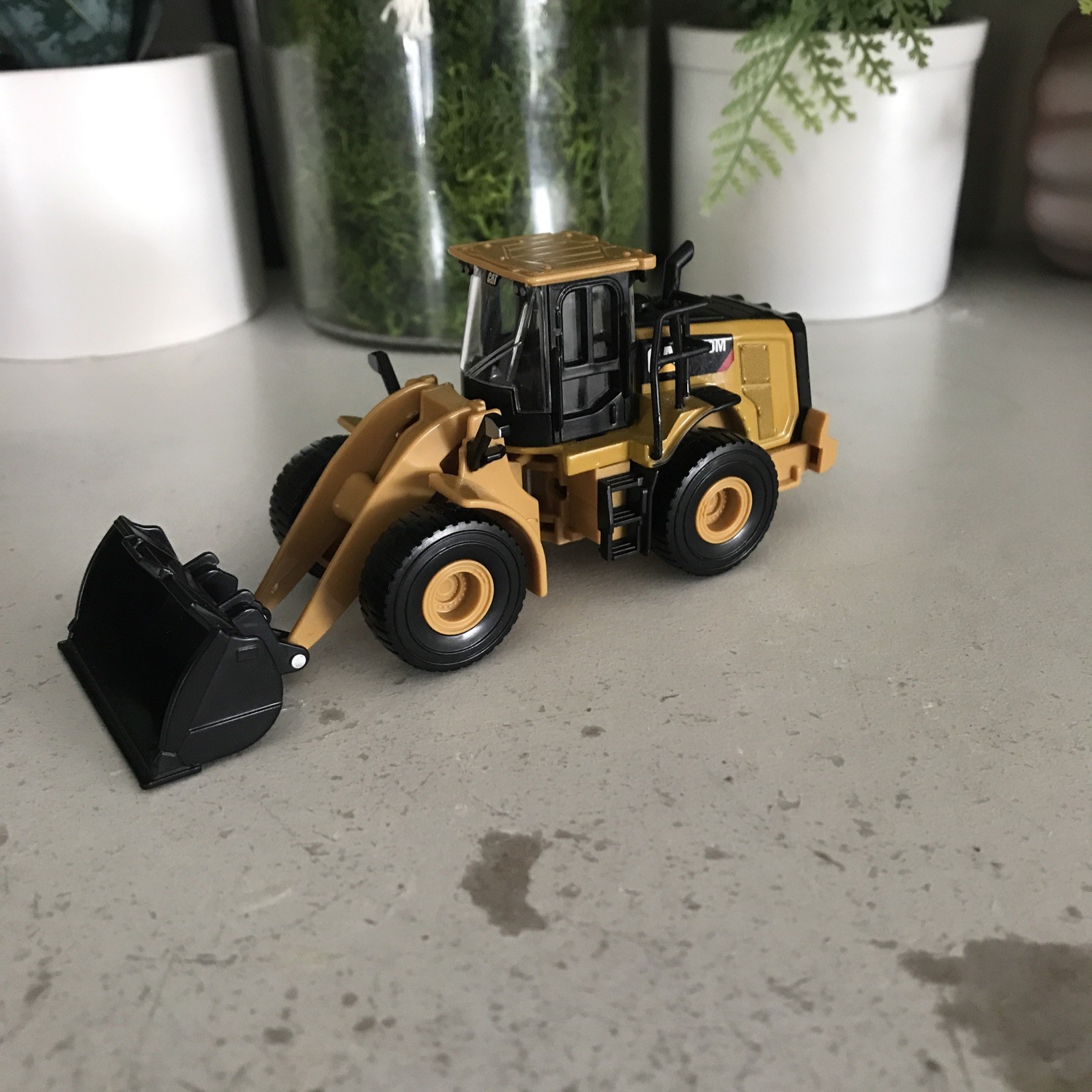 diecast masters caterpillar 950m Wheel Loader 1/64