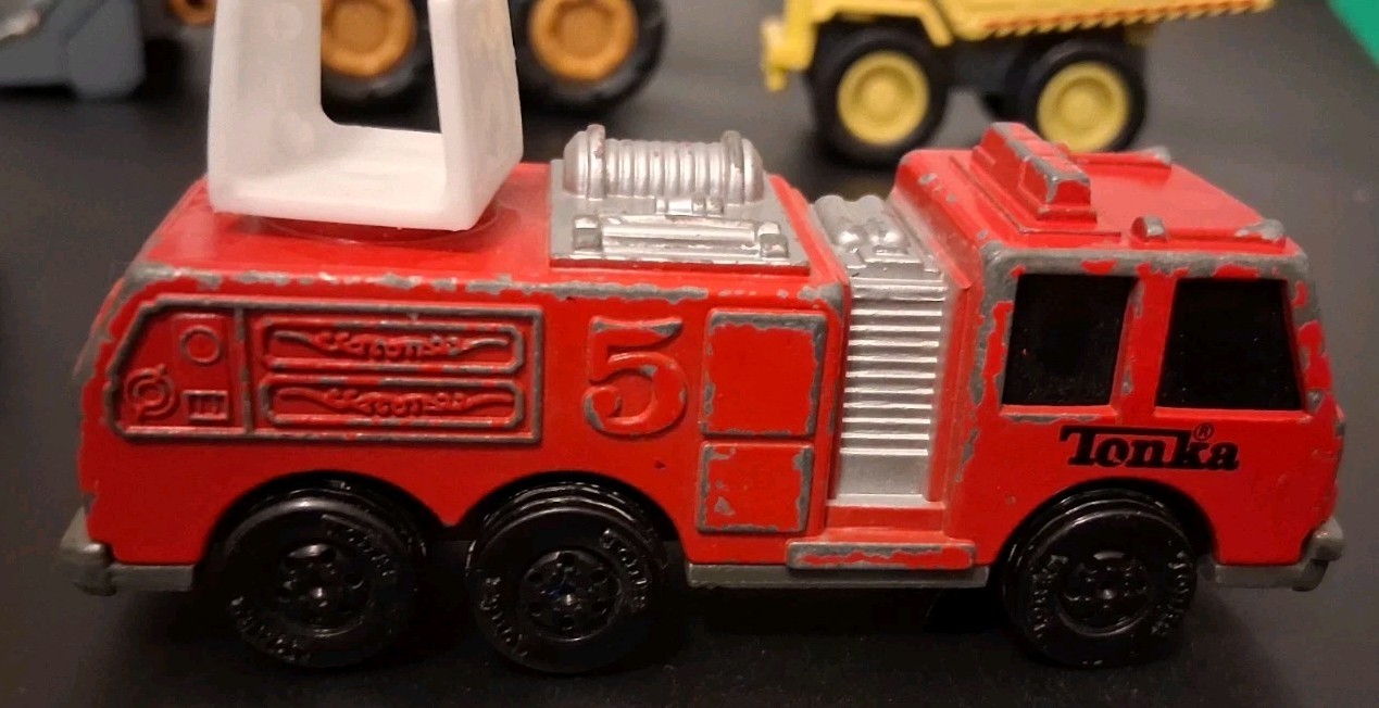 5 Construction Toys Inc Tonka & Bruder Dump Truck Bulldozer Fire Truck No Ladder