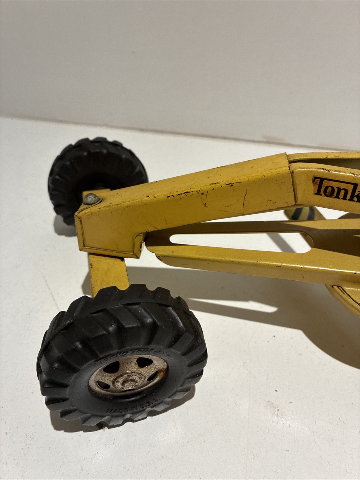 Tonka Truck ROAD GRADER DIe Cast Steel 1950-60’s 17in. Long STEERING
