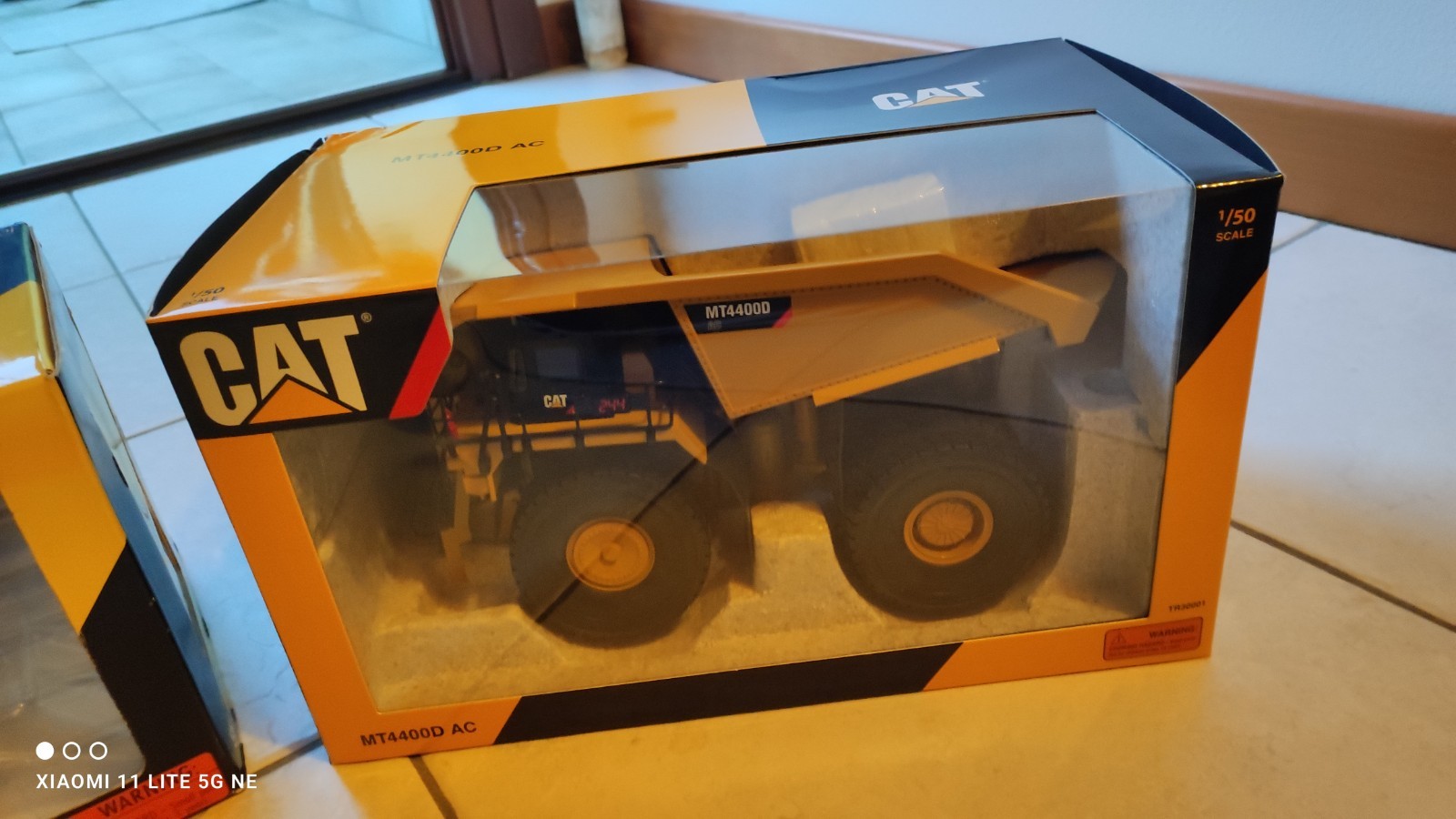 Tonkin Replicas 1:50 MT 4400D Cat Dumper NEW WITH ORIGINAL BOX