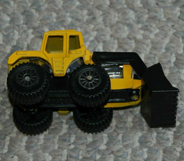 Tootsie Toy Front Construction Loader Bucket Tractor