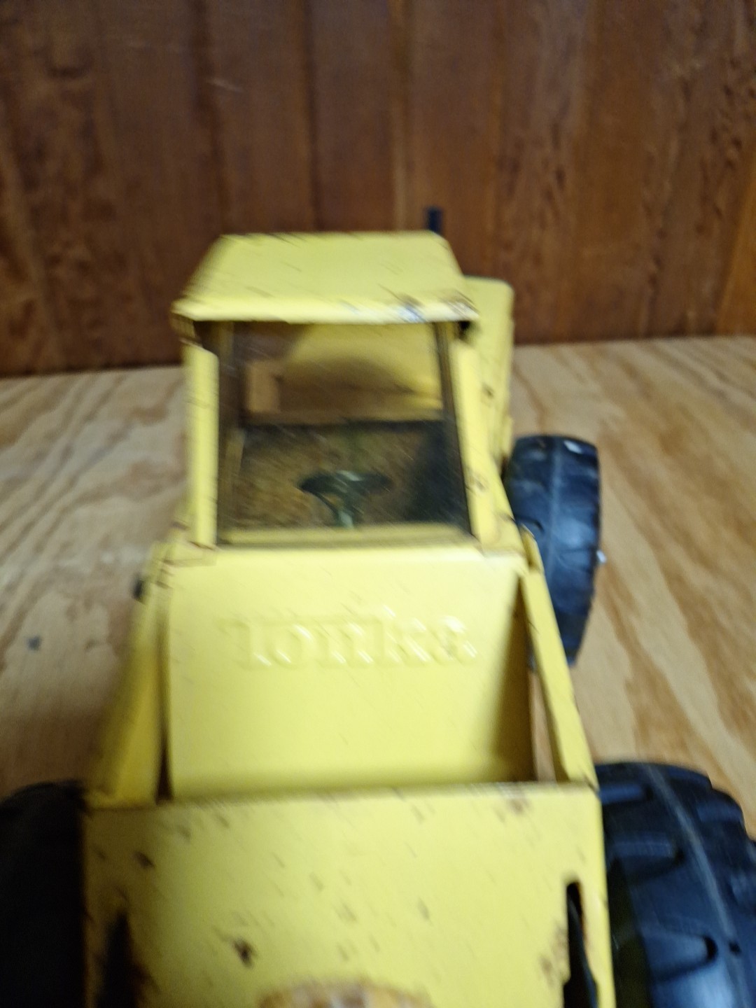 Vintage 1970&rsquo;s Mighty TONKA XMB-975 Pressed Steel Front End Loader Works Great
