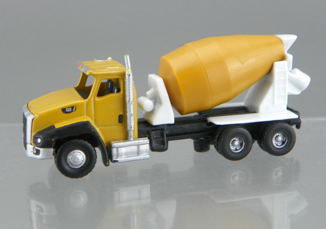 Norscot Caterpillar CAT Mini Diecast 1:150 Construction CT660 Concrete Mixer