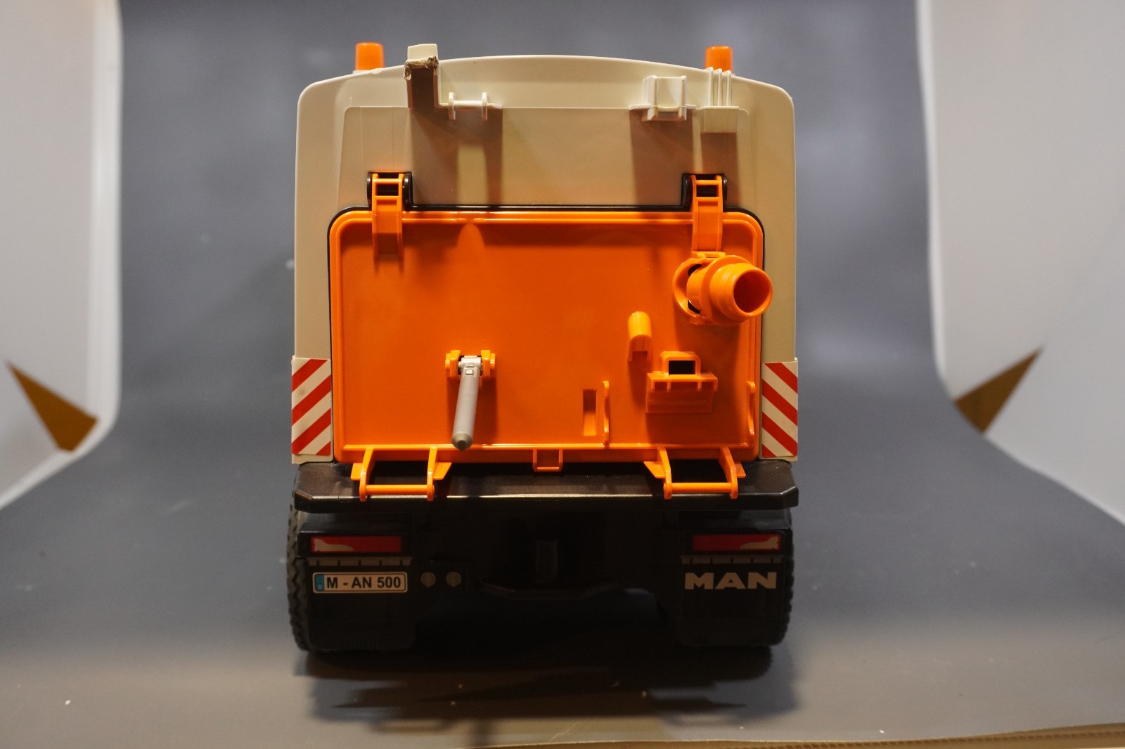 BRUDER #03780 MAN TGS Street Sweeper 1:17 Scale TRUCK BS100
