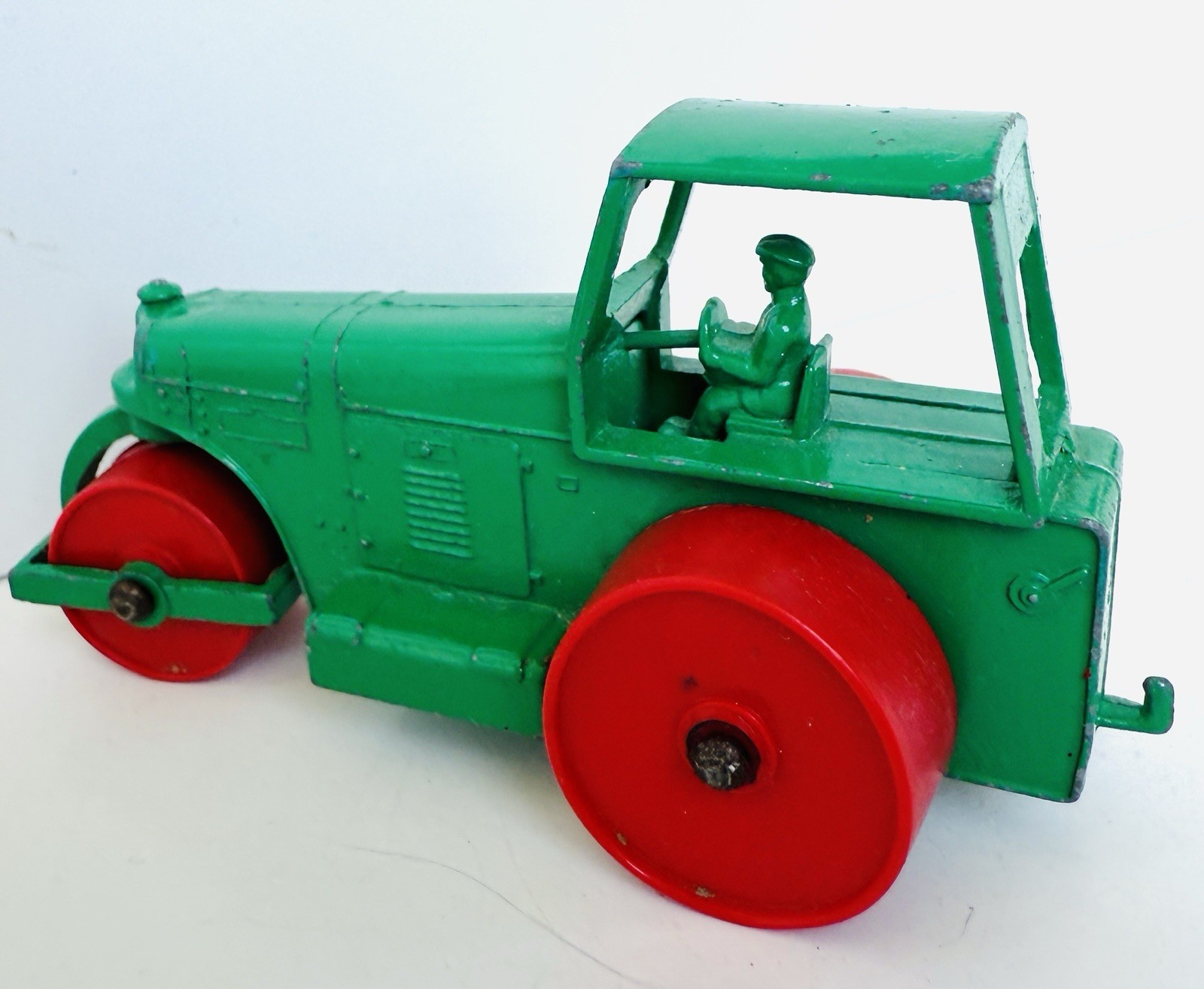 MATCHBOX LESNEY #1 AVELING BARFORD ROAD ROLLER 1964 FARM TRACTOR TOY