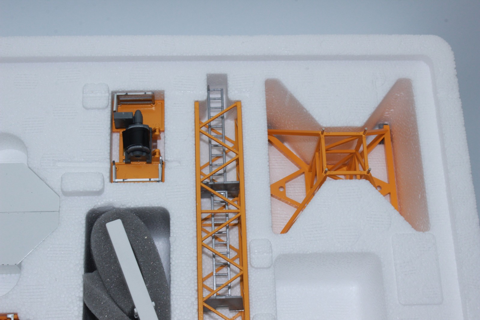 Conrad 2028 Potain MDT 389 Tower Crane 1:87 H0 New With Box