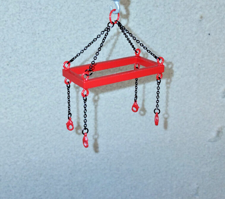 Crane Lifting Frame Set w/Straps In Authentic Manitowoc Red. 1/87th