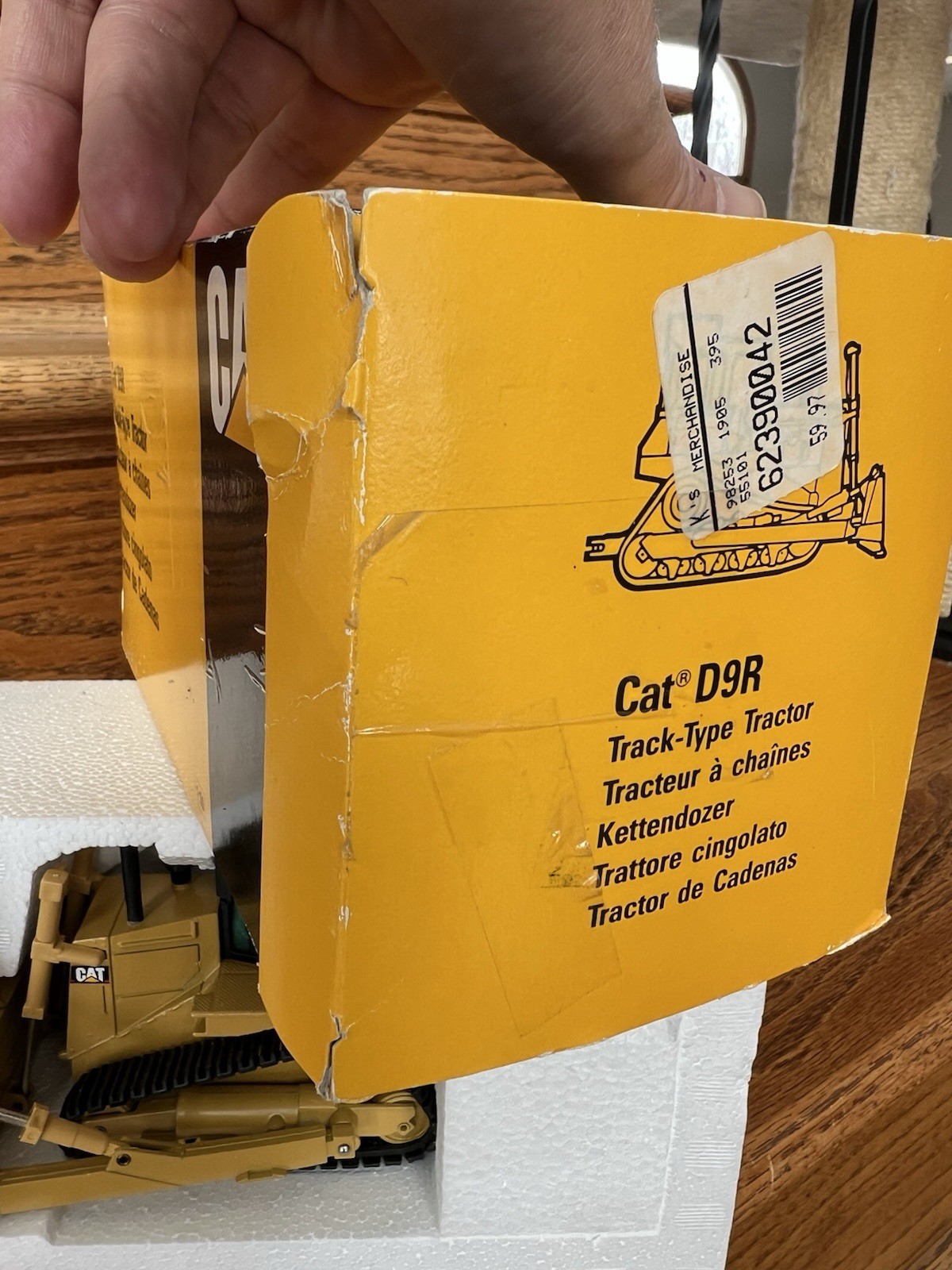 Caterpillar NZG D9R Dozer Low #152 scale 1/50 Yellow CAT D9R W/Box