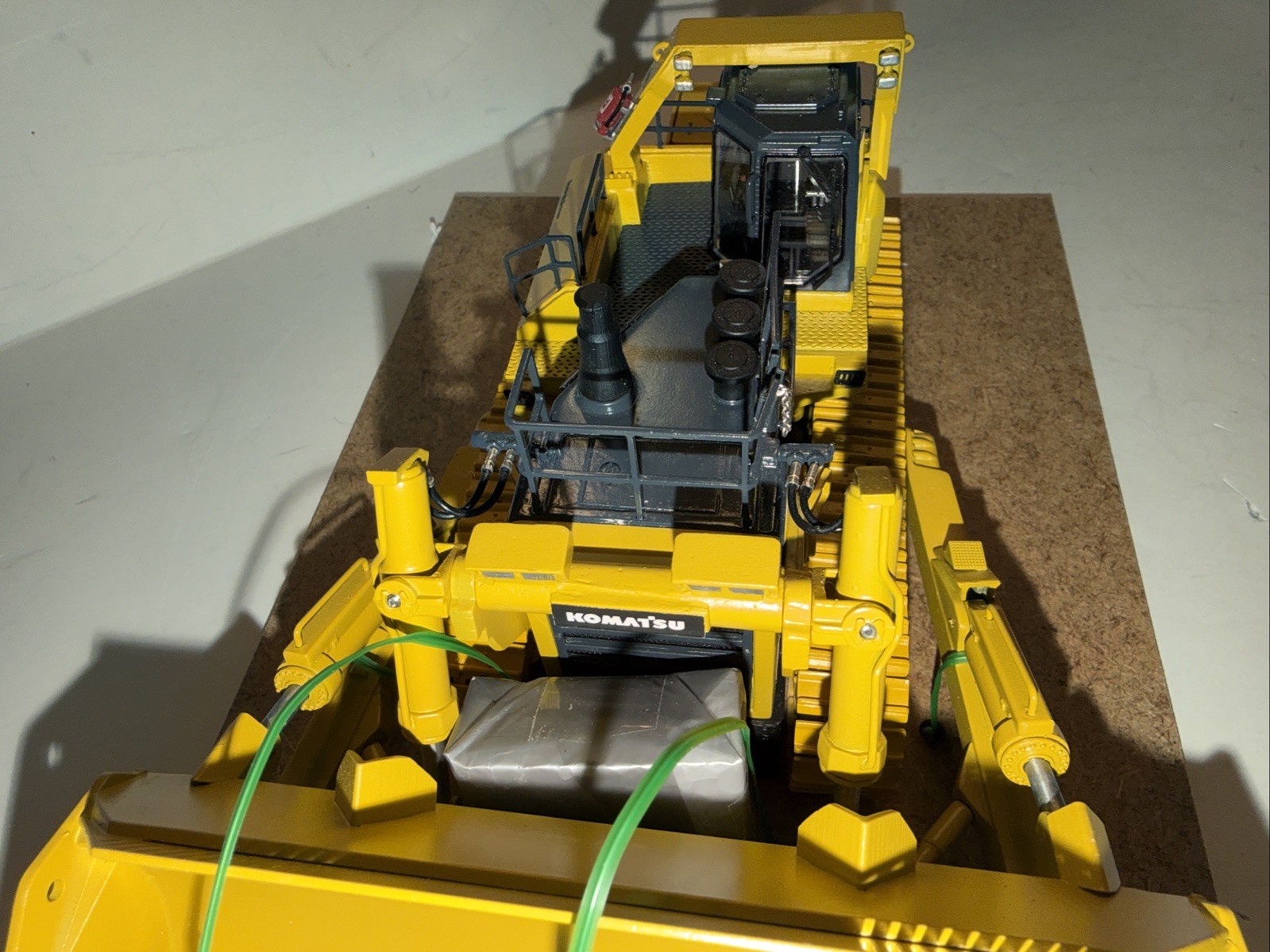 Komatsu D575A-3 SD Super Dozer HiMoBo 1:50