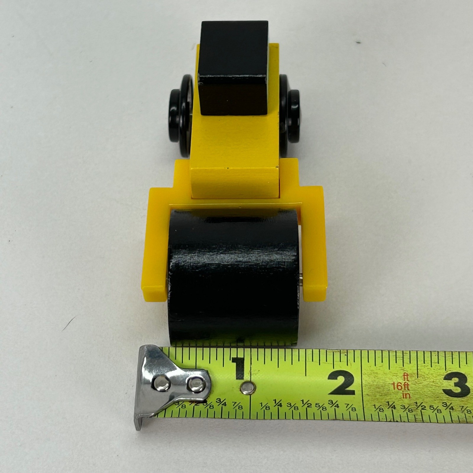 Tonka Wooden Steam Roller Construction Toy Yellow Black 2014 Hasbro 3.5 Inch