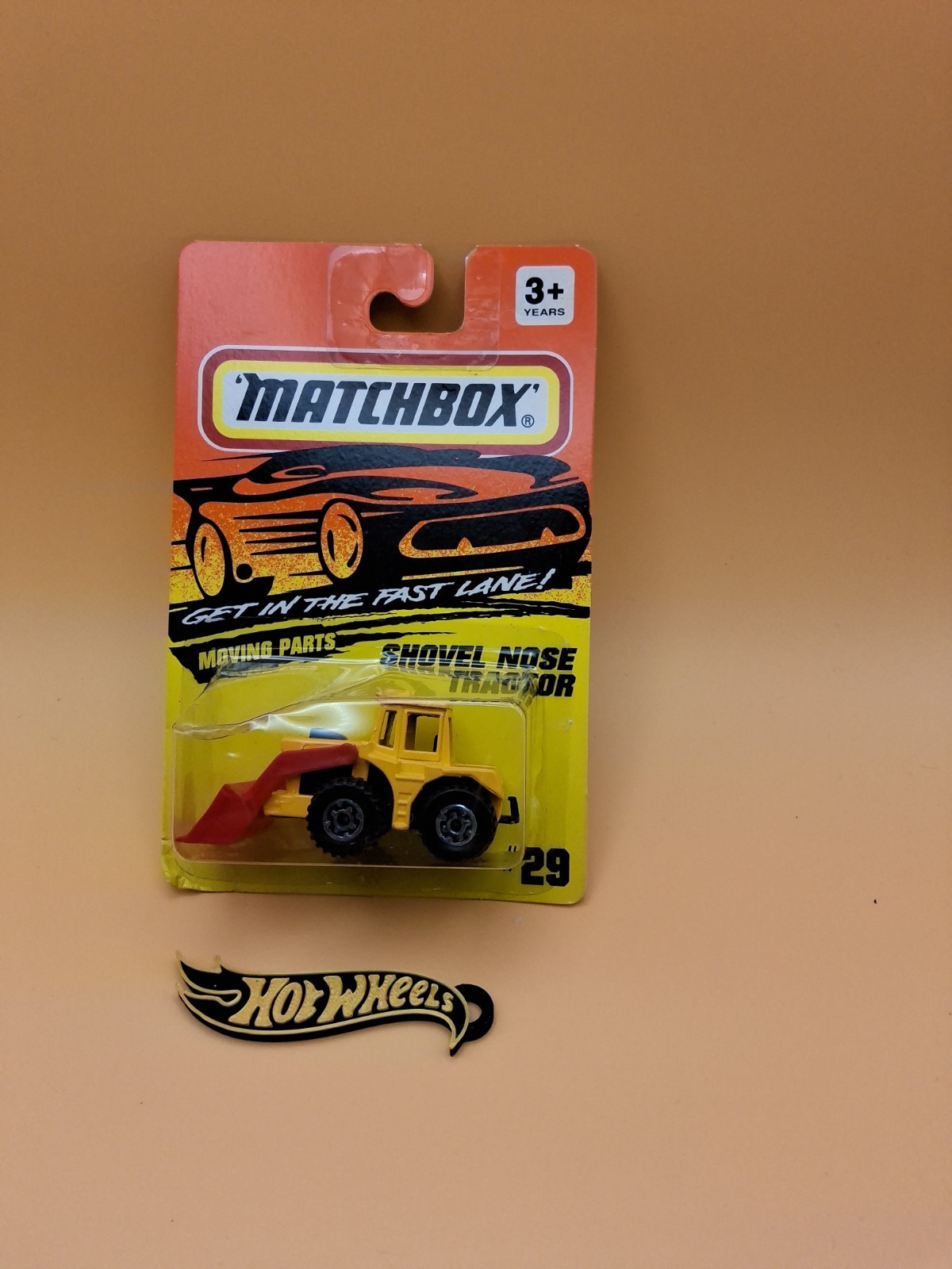 Matchbox Shovel Nose Tractor MB29 NEW 1993 Yellow w Red Shovel 258 🔥55