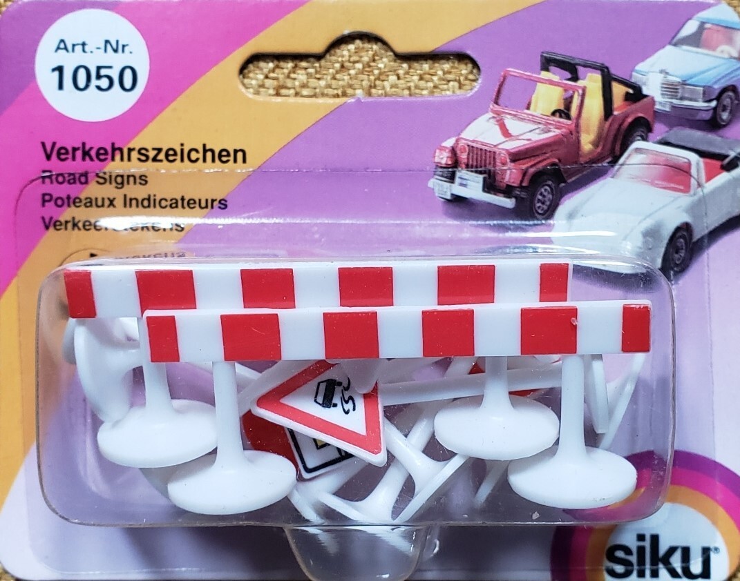Siku 1050 Road Signs & Barriers Set 1/50 (plastic) MIB
