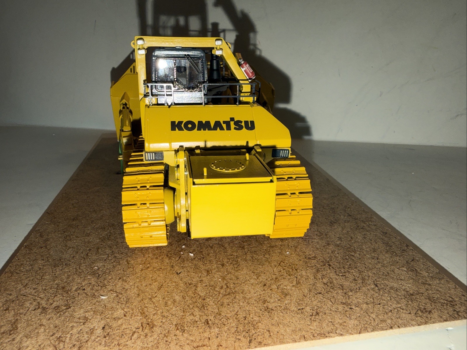 Komatsu D575A-3 SD Super Dozer HiMoBo 1:50