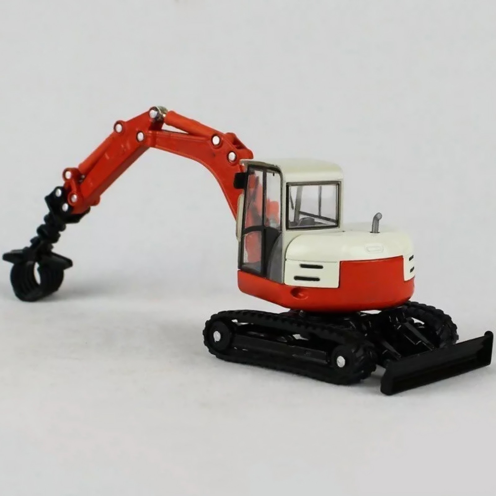 17cm Alloy 1/50 Tracked Wood Grabbers Construction Vehicle Simulation Model