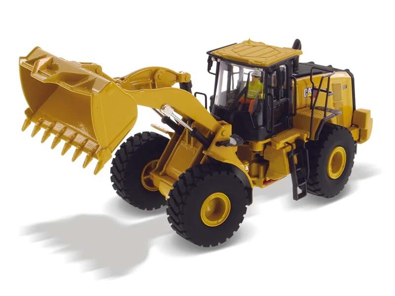CAT 966 Wheel Loader (High Line Series) 1:50 Scale Model – Diecast Masters 85686