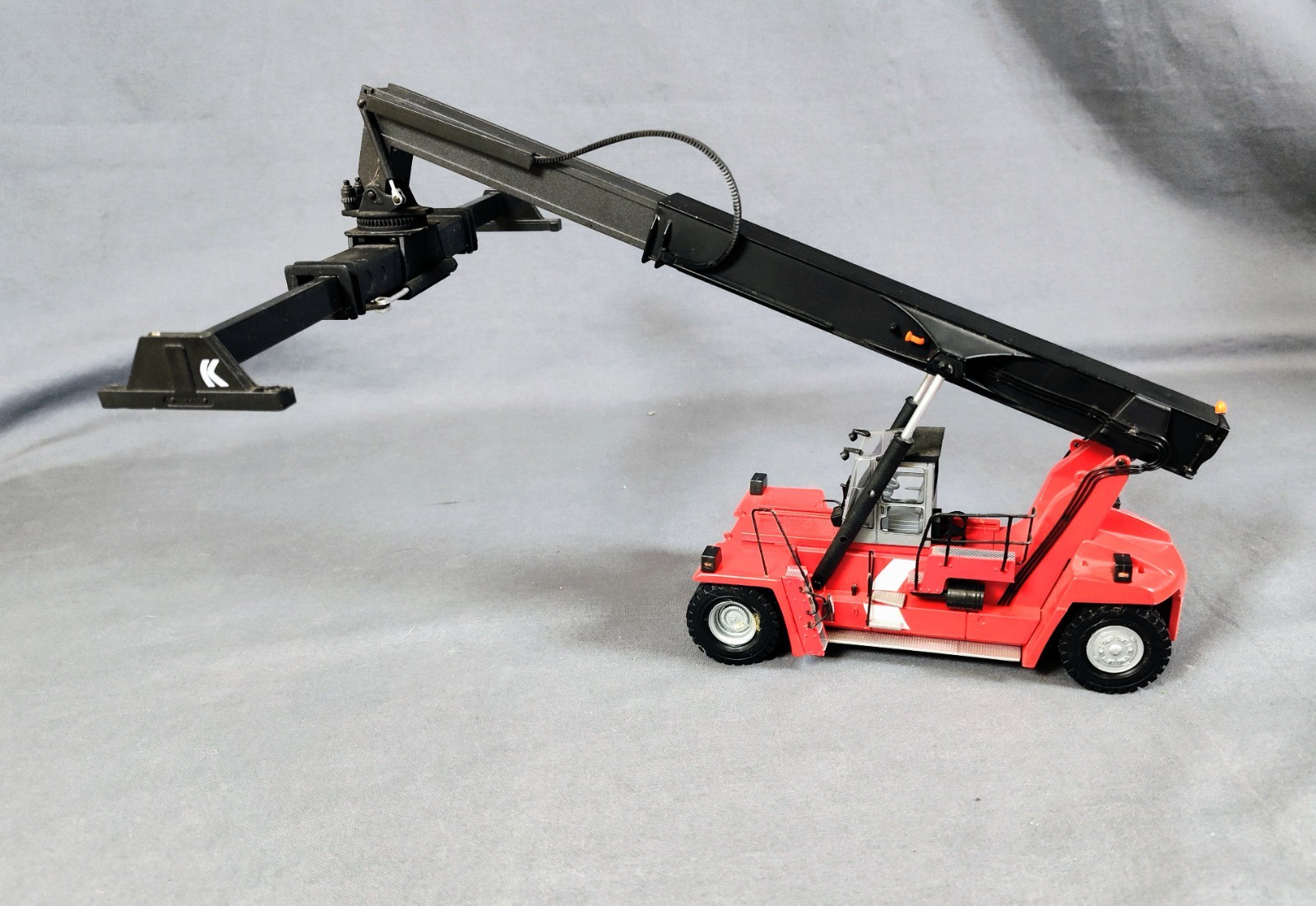 RARE Motorart Kalmar ContChamp 1:50 Diecast Container Stacker Germany