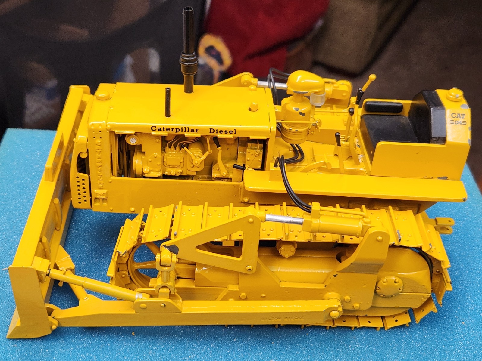 1/16 CCM Riecke Caterpillar D4 Dozer Tractor
