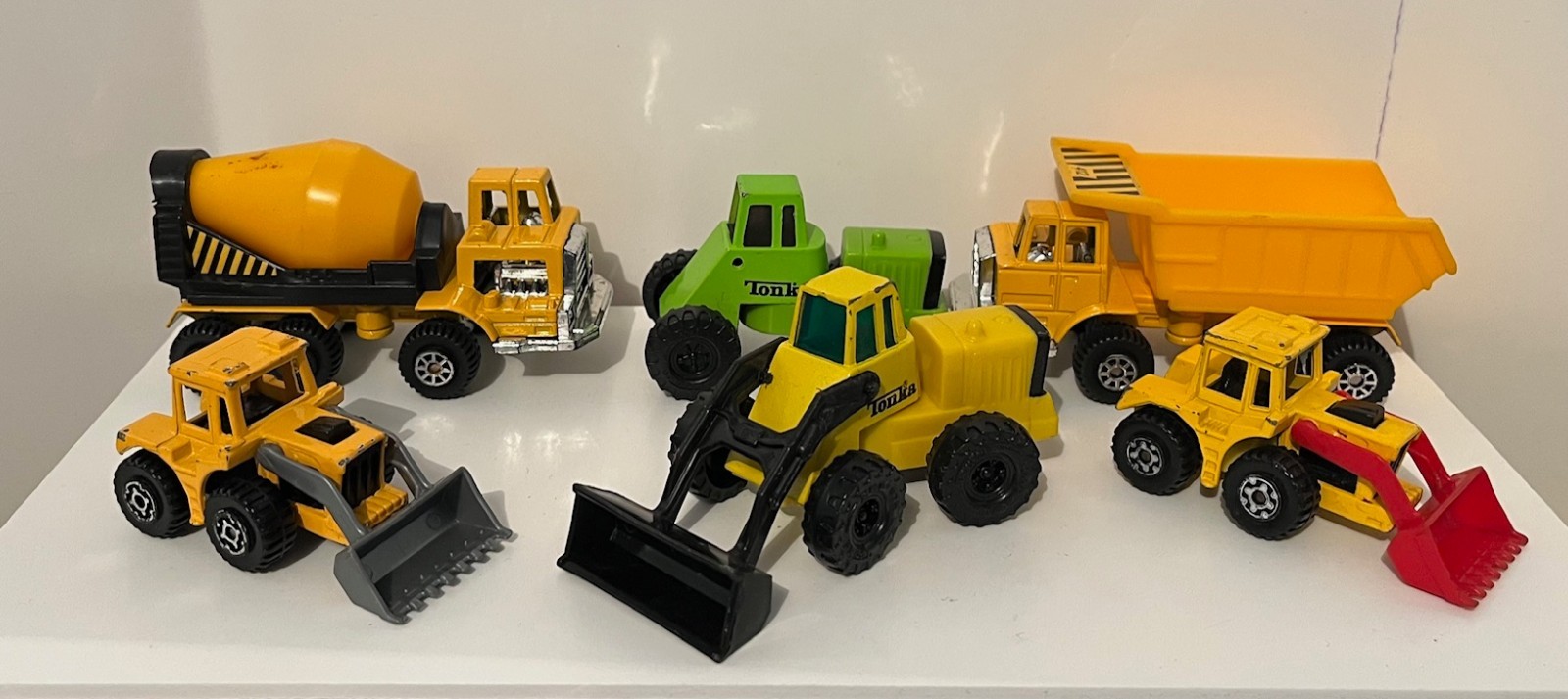 Construction Vehicle Lot Of 6 Diecast and Plastic