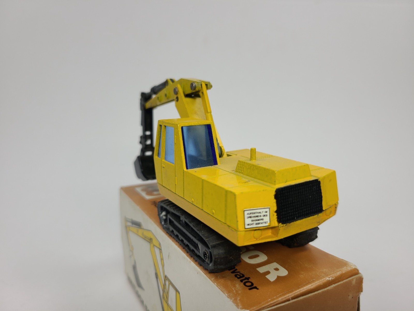 Whitlock 50R Excavator – NZG 1:50 Scale Diecast Model #110 from 1969