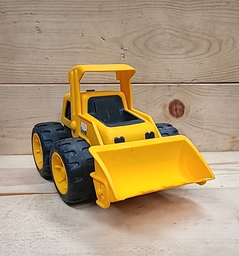 Vintage TOY STATE FRONT LOADER/Tractor Pre-Loved Ready to Play! 6&Prime; x 6&Prime; x 8.75&Prime;