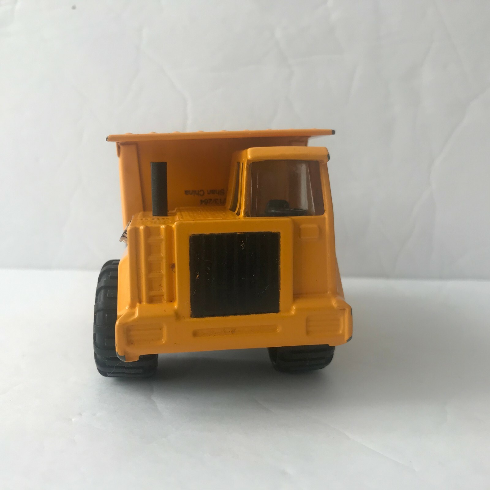 SOMA Mighty Wheels Dump Truck Front End Loader Construction Yellow Metal Plastic
