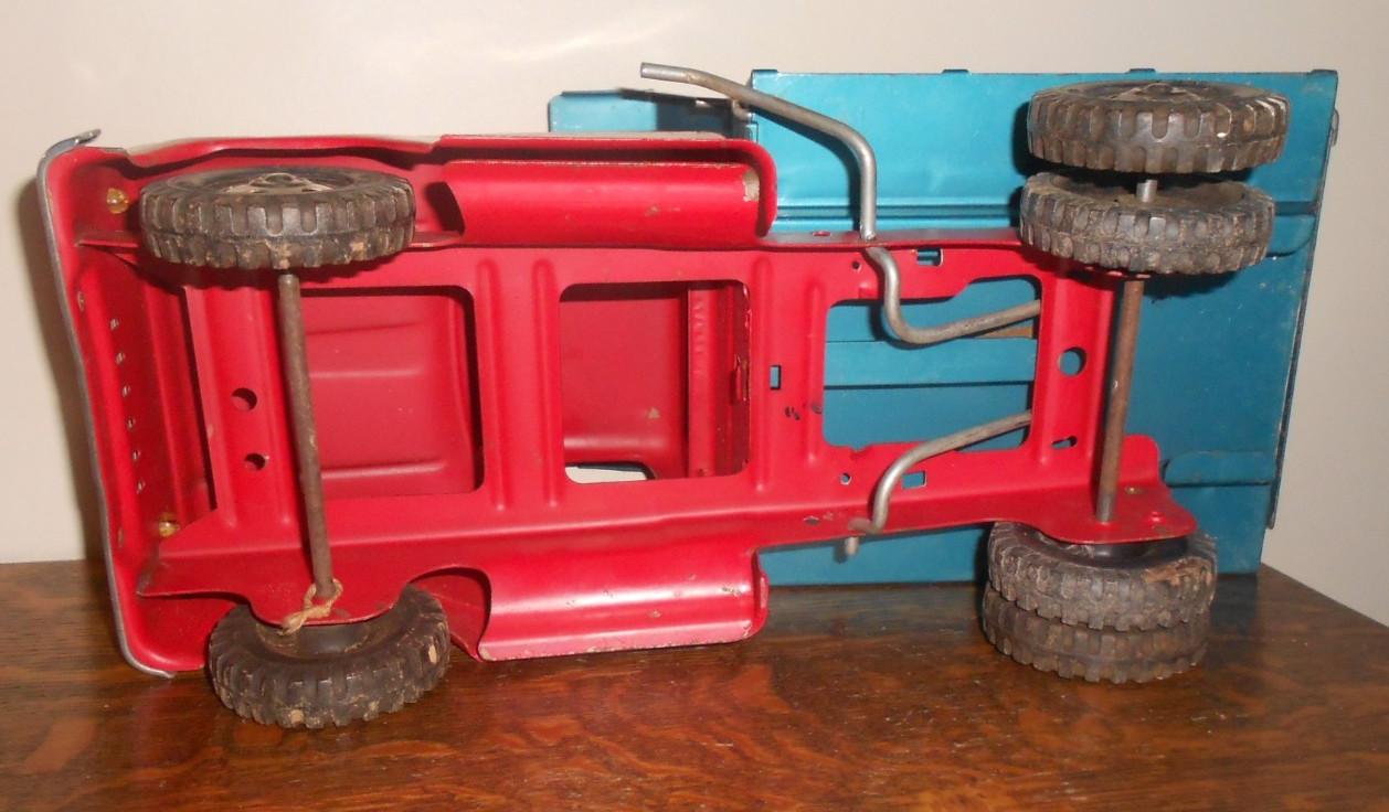 Vintage 1960 »s Tonka Pressed Steel Dump Truck Red And Blue