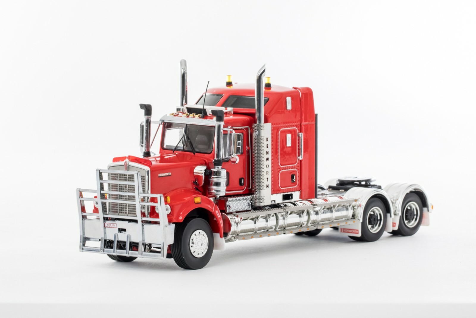 Kenworth C509 Prime Mover Truck – Set of 4 – Drake 1:50 Scale Model New Sealed