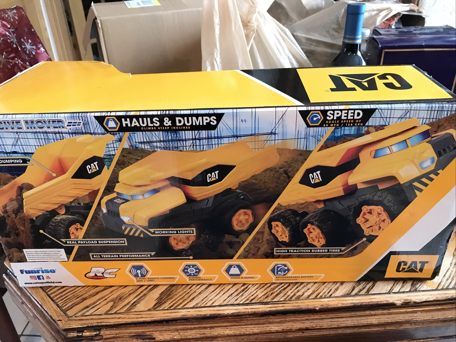 Cat Caterpillar Remote Control Dump truck Massive Mover Hottest RC Toy Gift