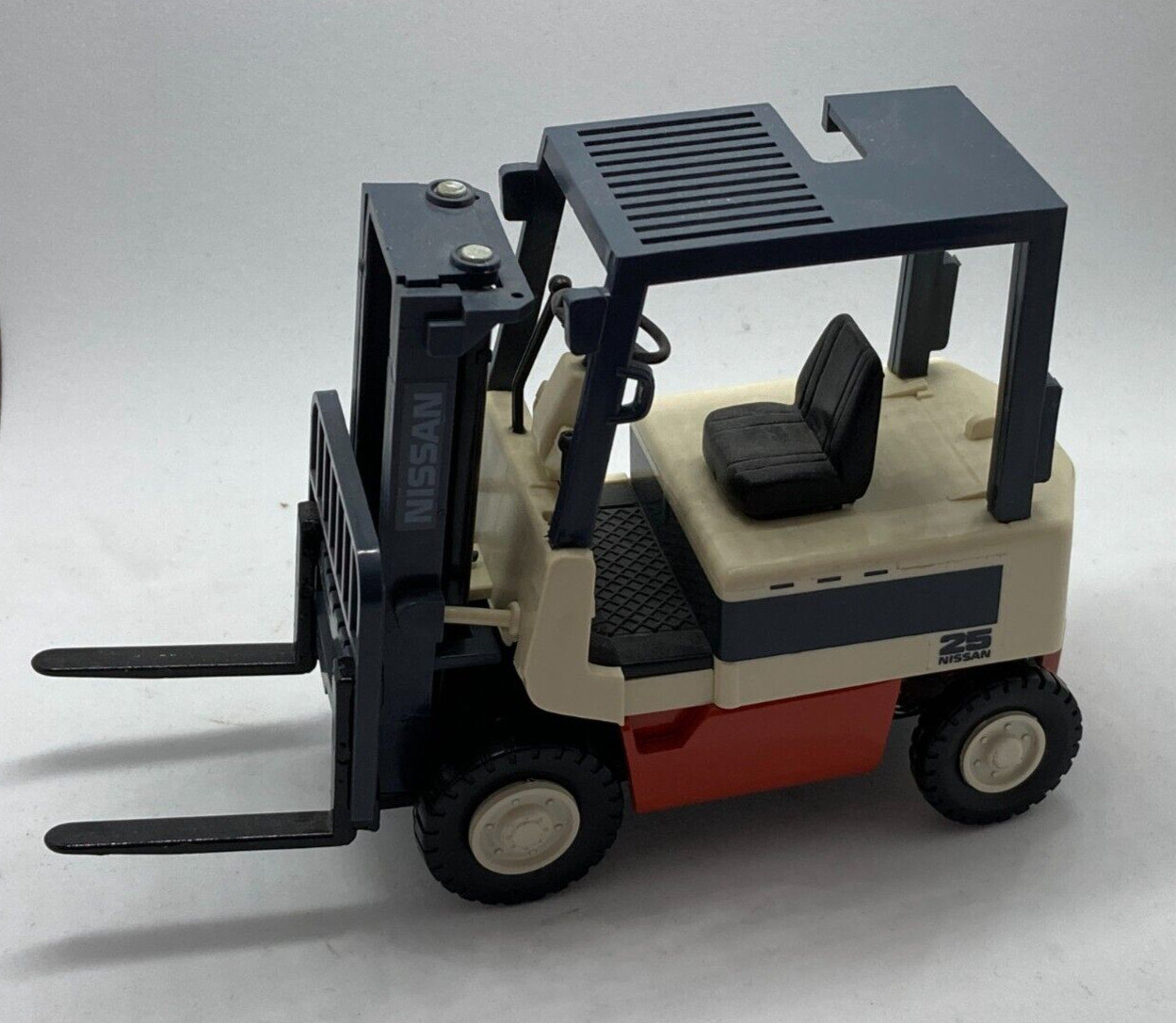 Nissan ( = Unicarriers) forklift fork lift truck VERY RARE