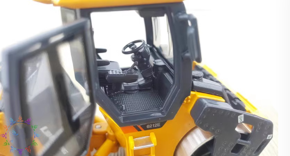 1:50 LIUGONG 6212E Double-drum Road Roller Construction Machine Diecast Model