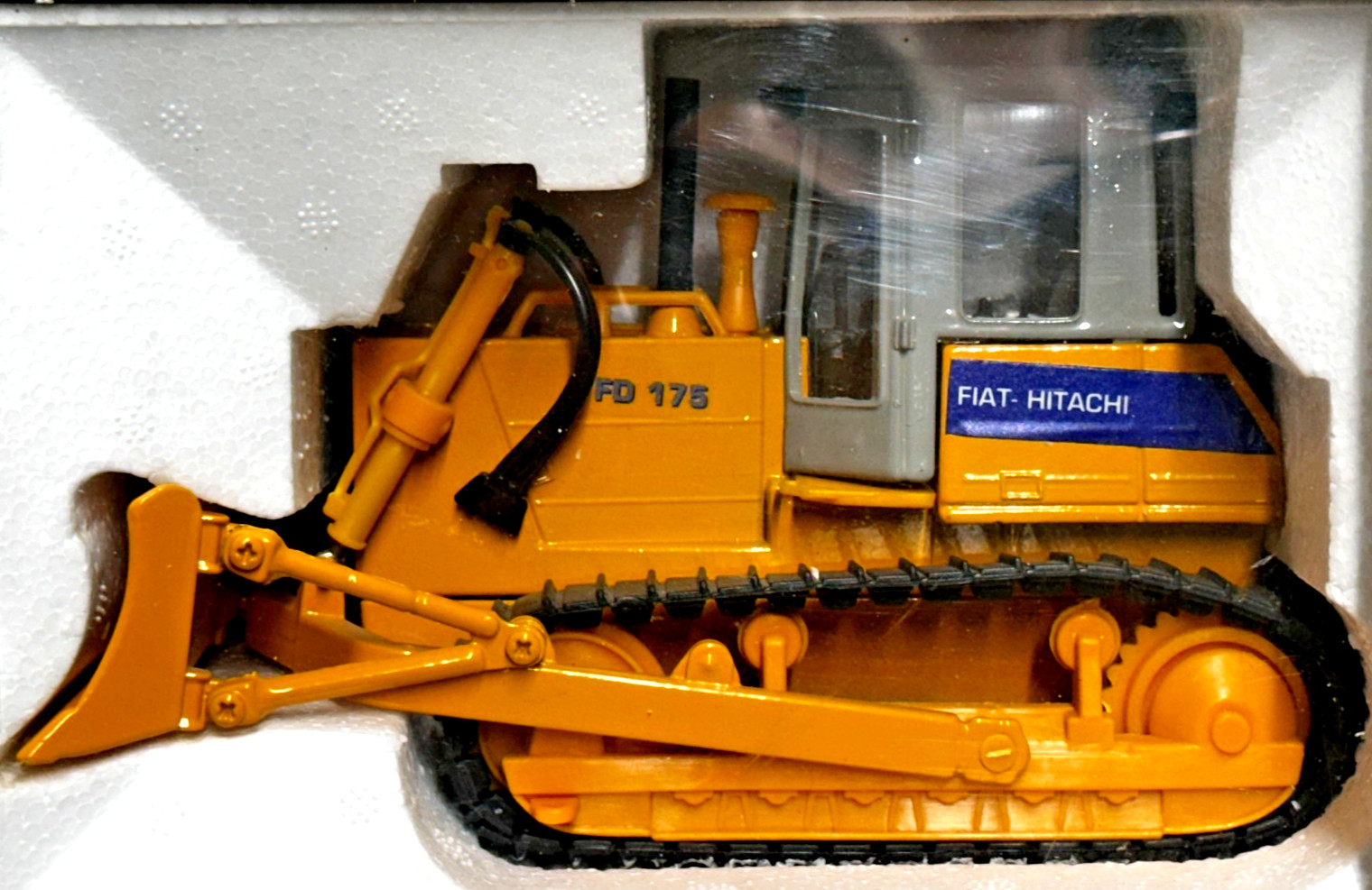ROS Agri Tec Model BULDOZER / EXCAVATOR / WHEEL LOADER Die Cast 1:32 Play Set
