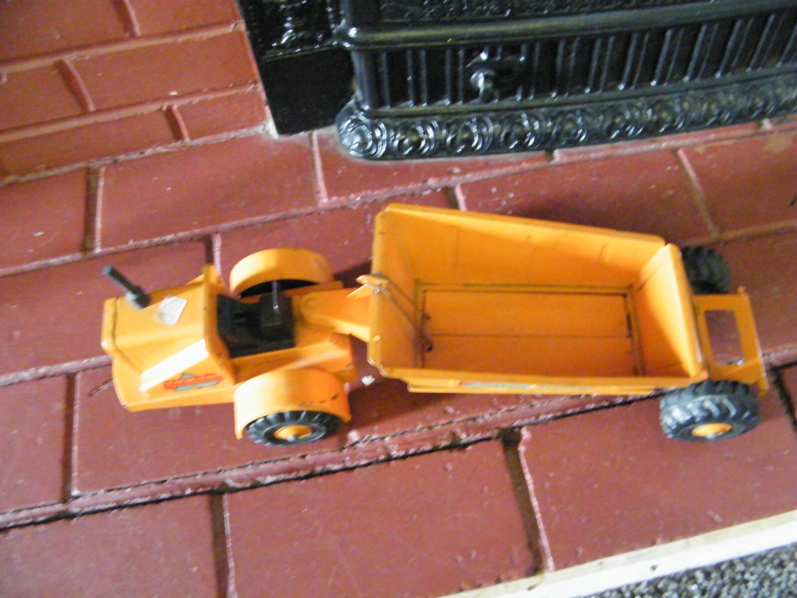 Vintage Marx Pressed Steel Lumar Contractor Earth Hauler MINTY
