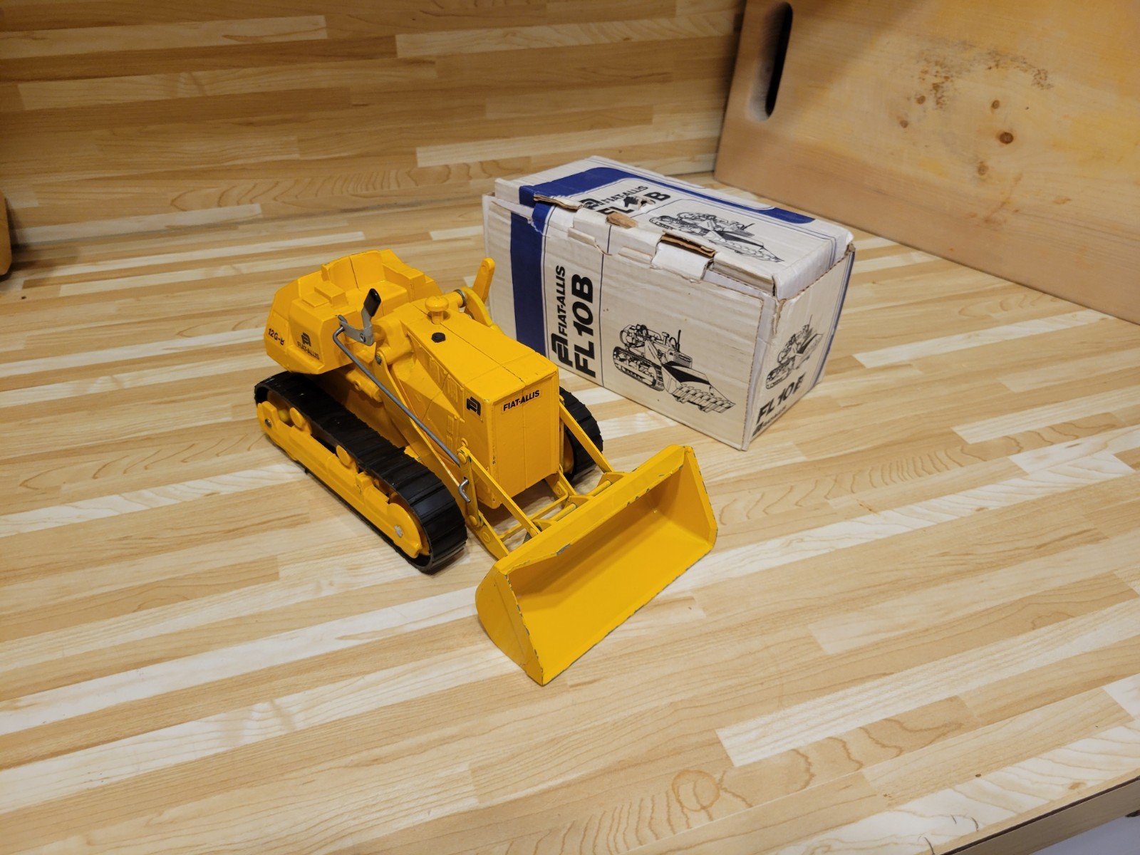 Super Rare FIAT ALLIS 1/16th 12g-b And 1/24 Fl 10 B Crawler Loader Die Cast