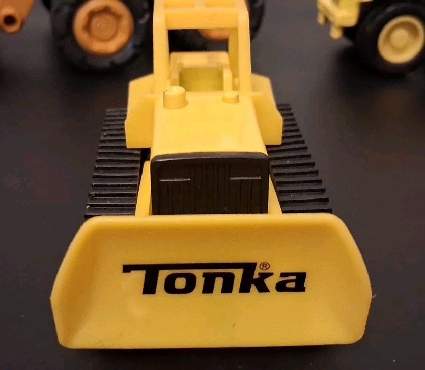 5 Construction Toys Inc Tonka & Bruder Dump Truck Bulldozer Fire Truck No Ladder