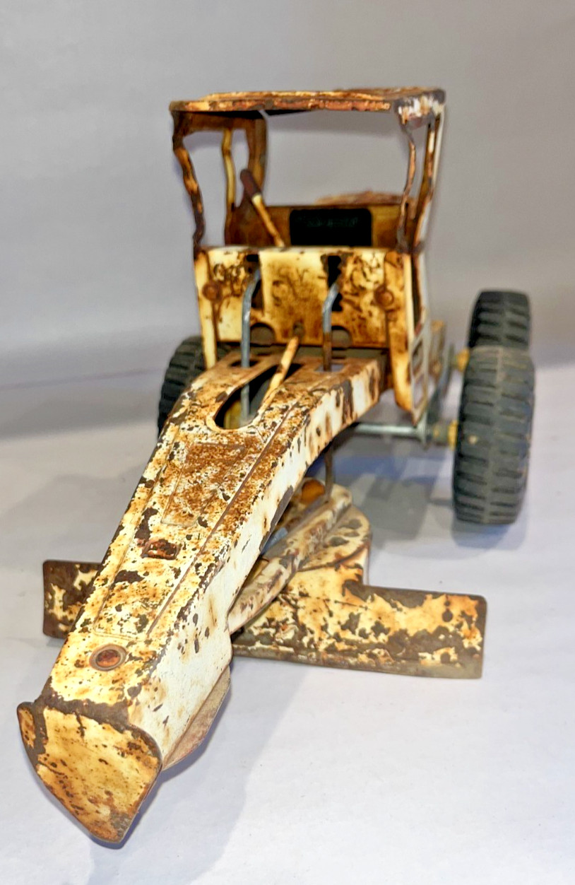 Fire Damaged 1960s Tonka Pressed Steel Road Grader W/ Positionable Grading Blade