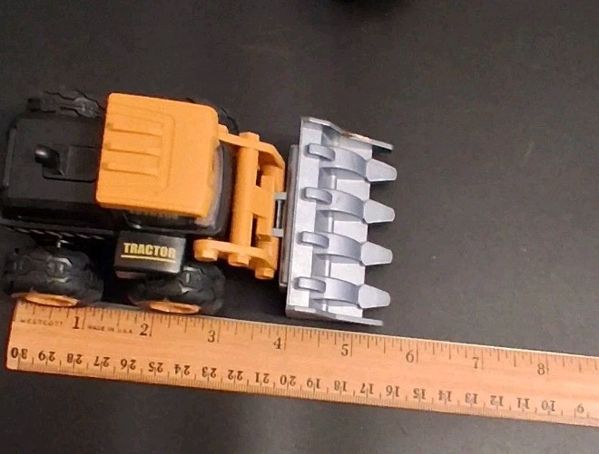 5 Construction Toys Inc Tonka & Bruder Dump Truck Bulldozer Fire Truck No Ladder