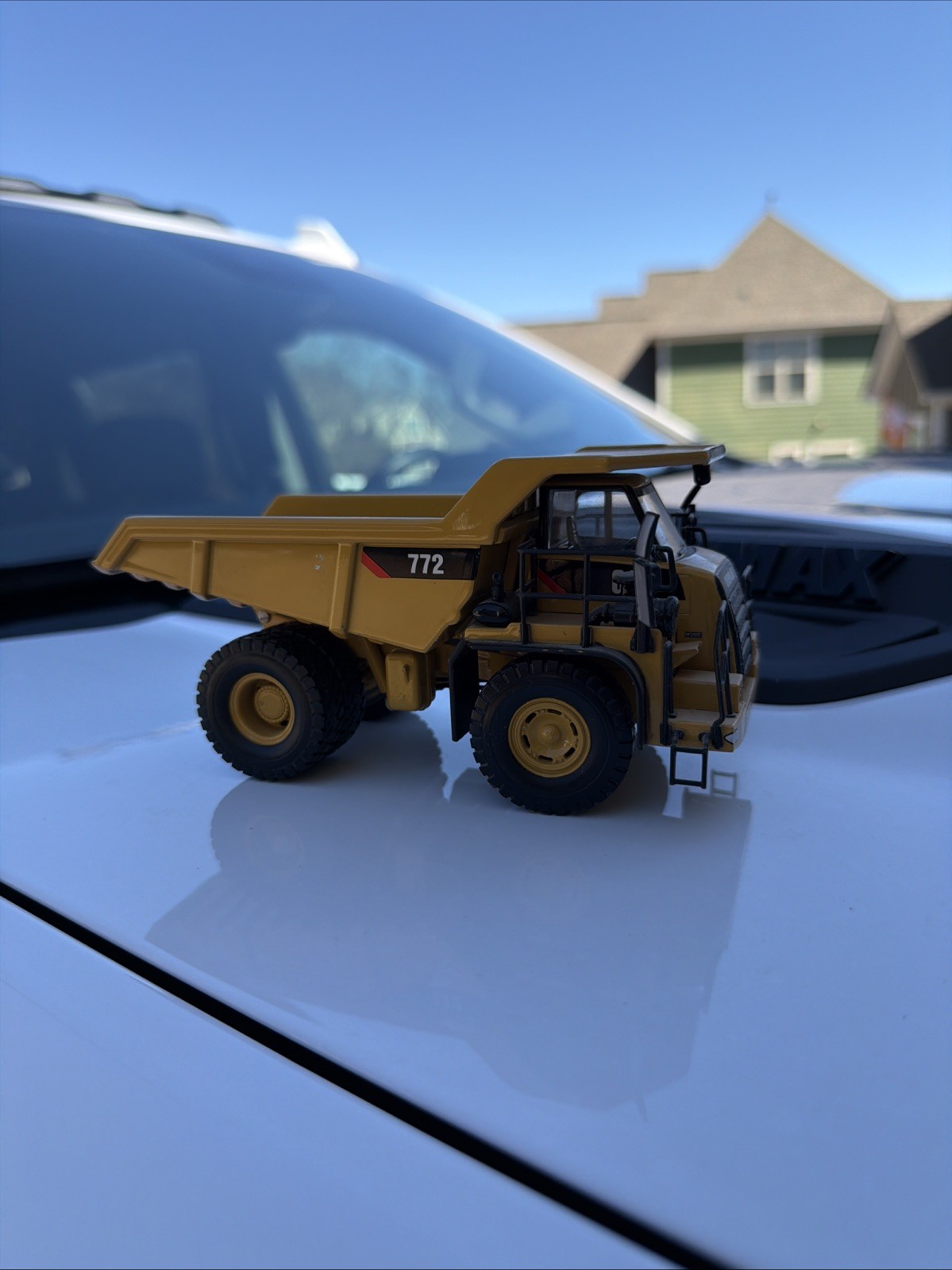Caterpillar Cat 772 Off-Highway Dump Truck – Norscot 1:50 Scale