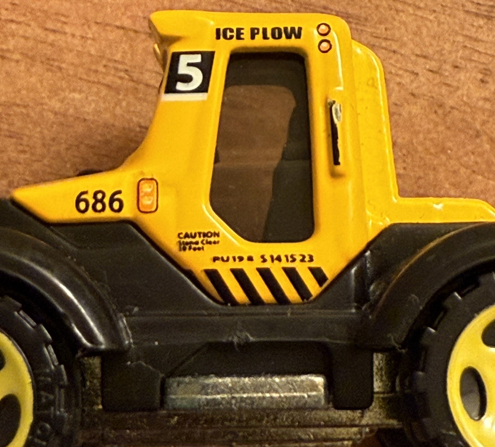 2005 MATCHBOX YELLOW ORANGE ICE PLOW
