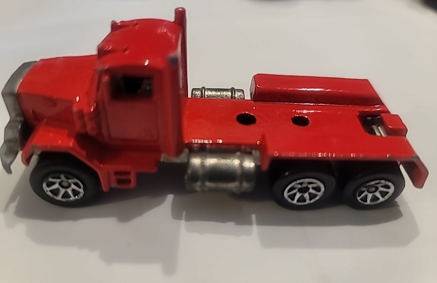 Hot Wheels 1979 Peterbilt Semi Tractor Trailer Truck Hauler Cab, Malaysia