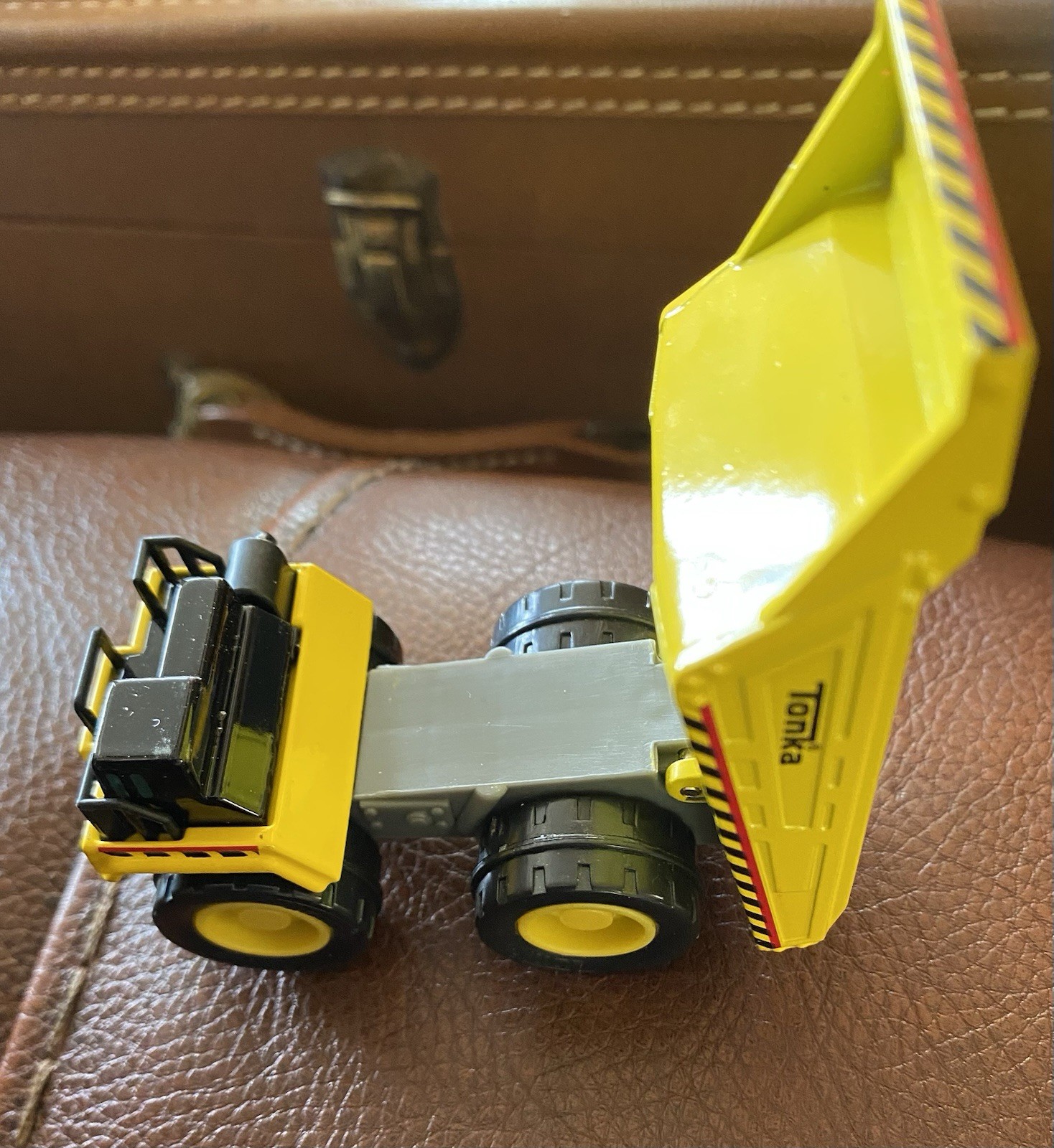 2020 Hasbro Tonka Metal Bulldozer And Dump Truck 3&Prime; Basic Fun Construction Toys