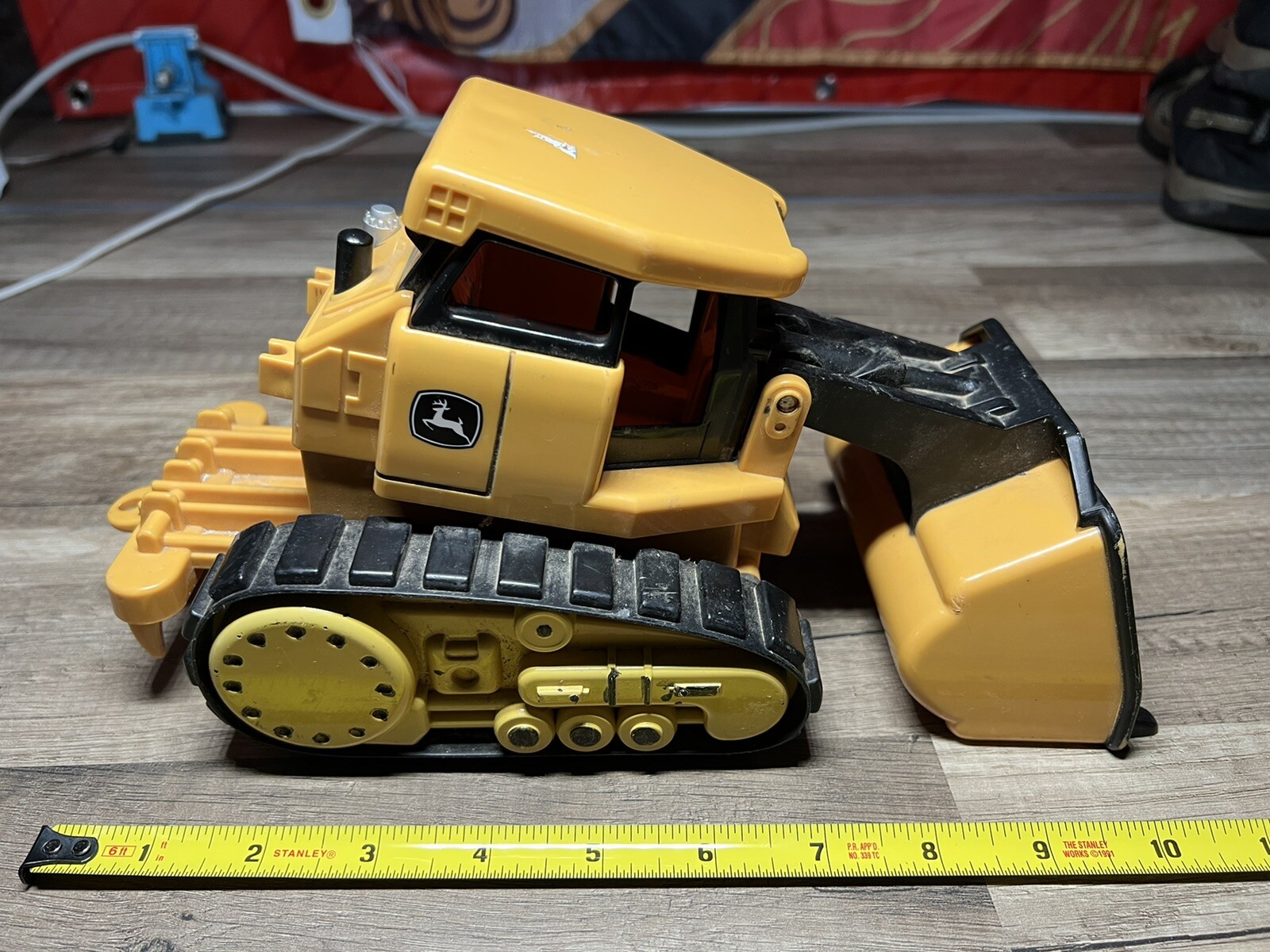 Battery Operated John Deere Licensed Toy Bulldozer Yellow TOMY H0514Q00 EX2-5AZ