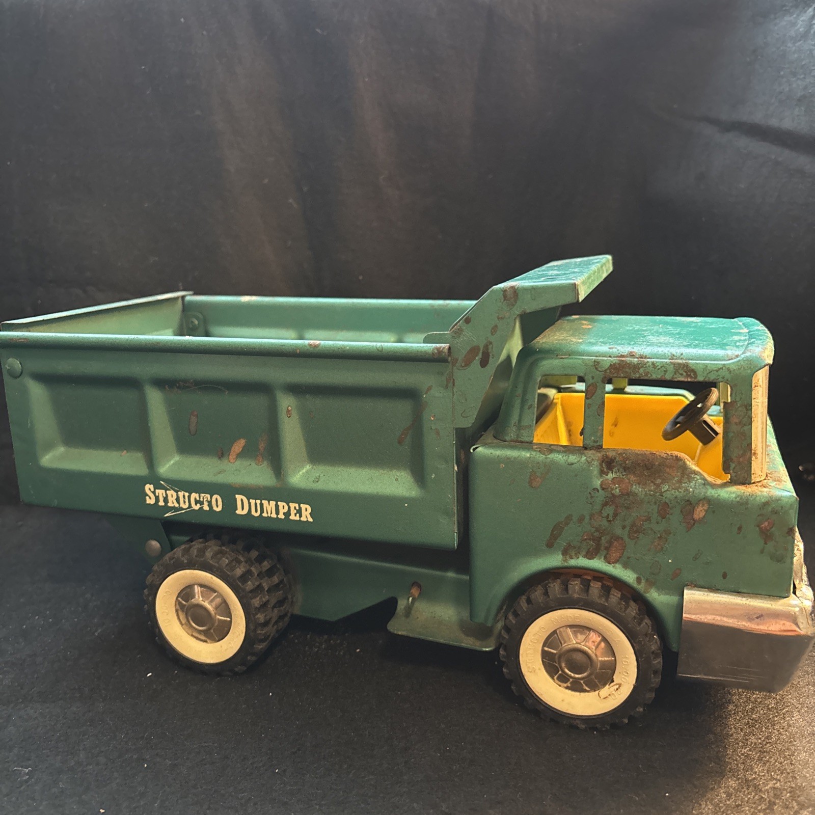 Vintage Structo Dumper Pressed Steel Collectible Truck blue/green, Nice!!