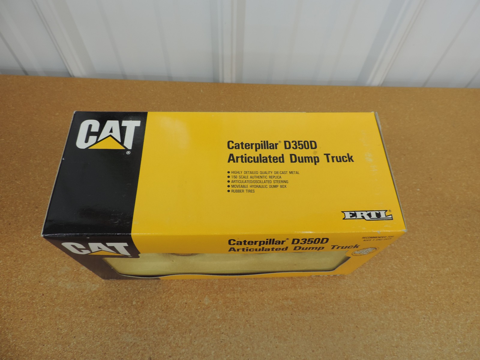 CAT D350 D Articulated dump truck ERTL 1/50 construction diecast Caterpillar Z