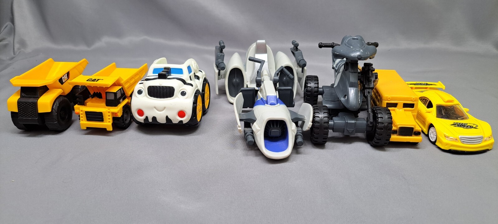 CAT Mini Machines Construction Caterpillar Star wars, Gtr and others