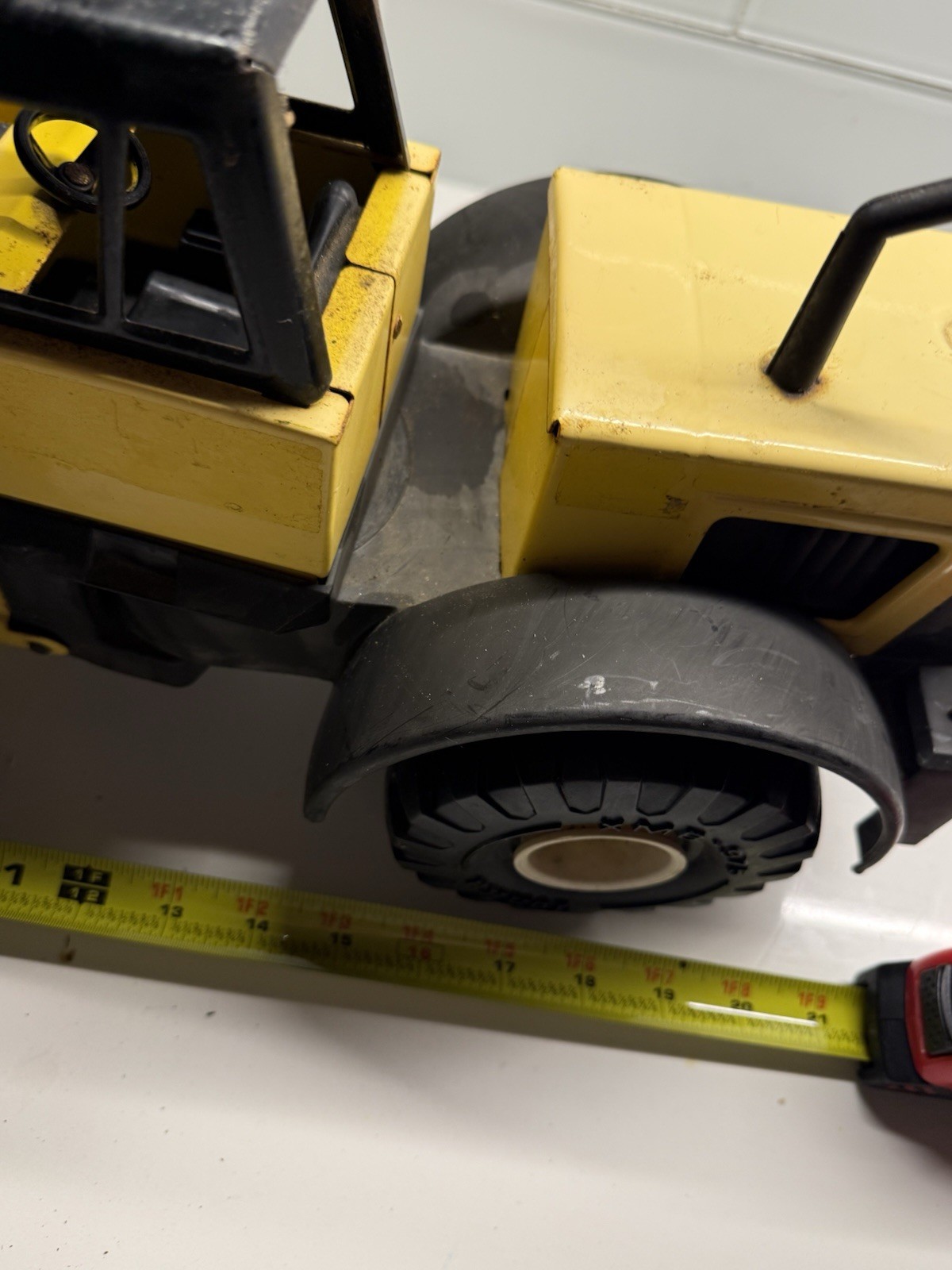 1999 Vintage Tonka XMB-975 Pressed Steel Mighty Diesel Front End Loader Toy