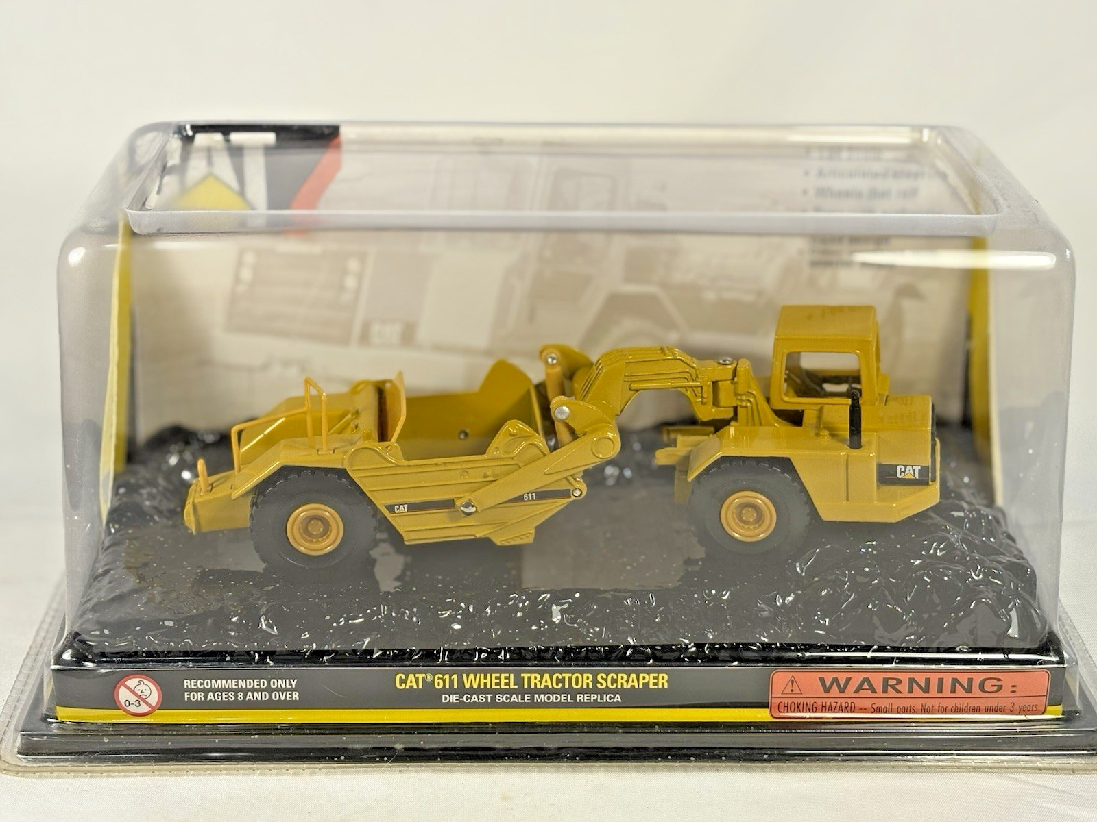 RARE CAT 2009 BRAND NEW BOX DIE CAST 611 WHEEL TRACTOR SCRAPER 1:64 NORSCOT WI