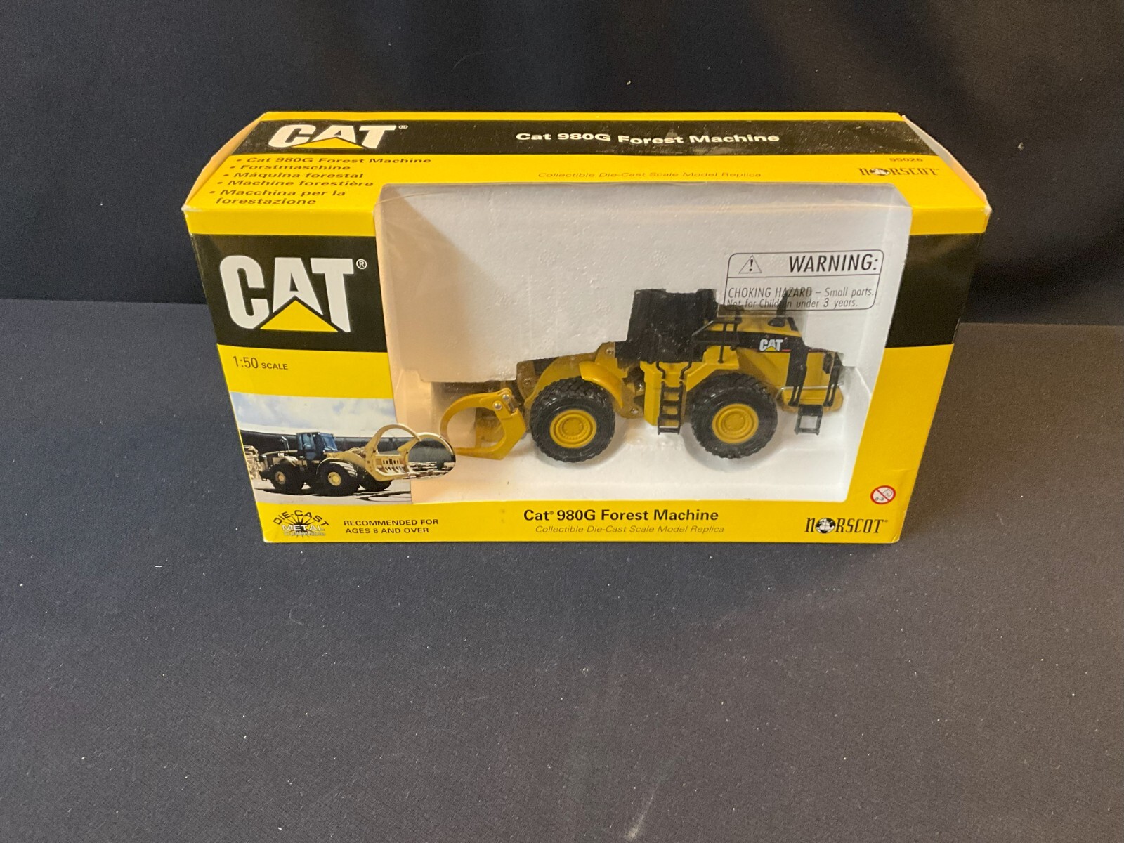 Norscot CAT 980G Forest Machine 1:50 scale replica