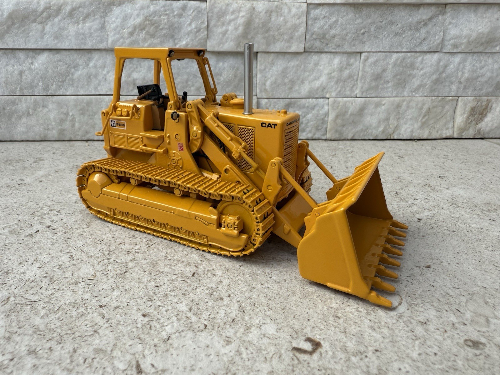 Cat 983B Track Loader by CCM 1:48 Scale Diecast – New in Box